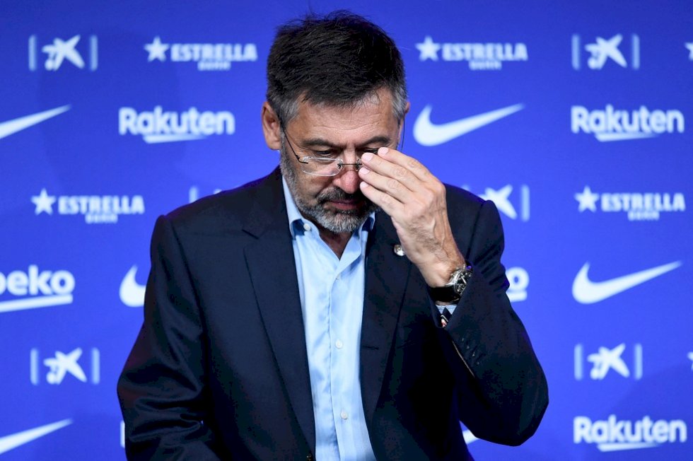 Operação policial faz buscas na sede do Barcelona e prende o ex-presidente Josep Maria Bartomeu