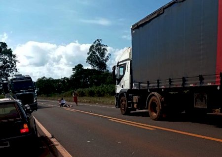 Jovem tenta se suicidar se jogando em frente de veículos na BR-267 em Casa Verde