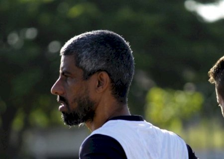 Ex-Flamengo e Grêmio, Léo Moura anuncia aposentadoria aos 42 anos