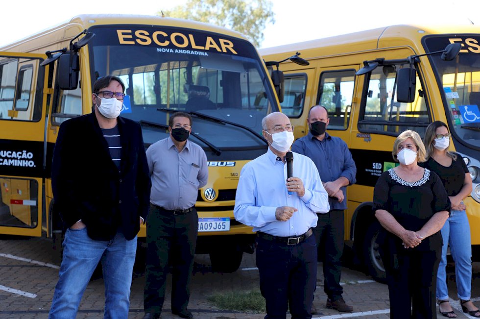 4 novos micro-ônibus reforçam a frota do transporte escolar de Nova Andradina