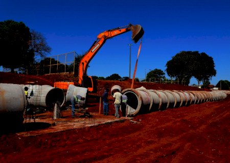 Prefeitura informa andamento das obras executadas na erosão