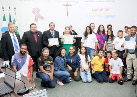 Banda Municipal Getúlio Vargas e Maestro Edson Pinheiro são destaques em Moção de Parabenização