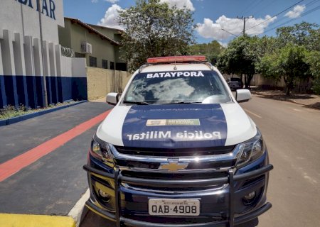 Polícia Militar prende homem por violação de domicílio e ato obsceno em Batayporã