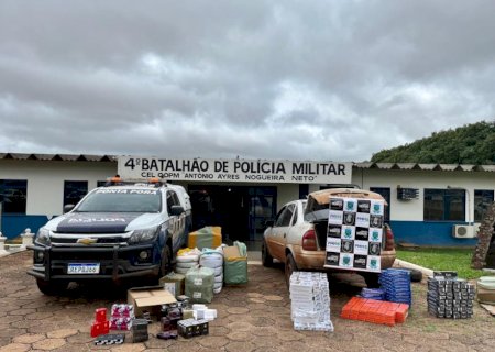 PM apreende veículo com produtos de contrabando e descaminho que seguia em comboio